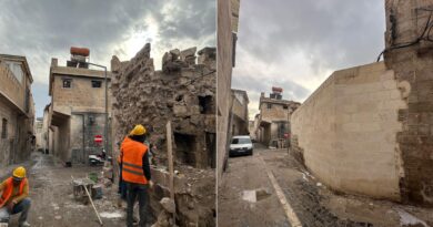 ŞANLIURFA’DA DEPREM SONRASI TARİHİ SOKAKLAR YENİLENİYOR