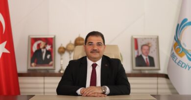 BAŞKAN CANPOLAT’TAN 19 MAYIS MESAJIHaliliye Belediye Başkanı Mehmet Canpolat, 19 Mayıs Atatürk’ü Anma, Gençlik ve Spor Bayramı dolayısıyla yayımladığı mesajında, 19 Mayıs ruhunun milletin bağımsızlık iradesini tüm dünyaya gösterdiği tarihi bir dönüm noktası olduğunu ifade etti. BAŞKAN CANPOLAT’TAN 19 MAYIS MESAJIHaliliye Belediye Başkanı Mehmet Canpolat, 19 Mayıs Atatürk’ü Anma, Gençlik ve Spor Bayramı dolayısıyla yayımladığı mesajında, 19 Mayıs ruhunun milletin bağımsızlık iradesini tüm dünyaya gösterdiği tarihi bir dönüm noktası olduğunu ifade etti.