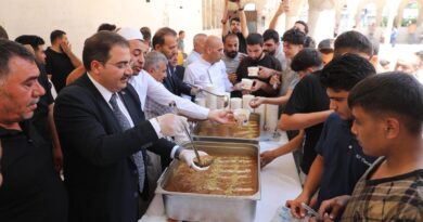 BAŞKAN CANPOLAT, VATANDAŞLARLA AŞURE BEREKETİNİ PAYLAŞTI