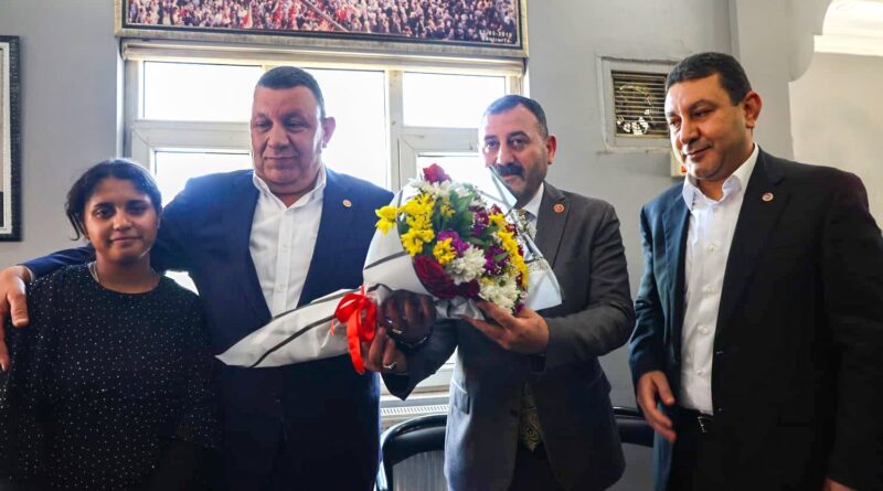 MİLLETVEKİLİ ÖZYAVUZ VE BAŞKAN ÖZYAVUZ’DAN OSMAN MUTLU’YA HAYIRLI OLSUN ZİYARETİ MİLLETVEKİLİ ÖZYAVUZ VE BAŞKAN ÖZYAVUZ’DAN OSMAN MUTLU’YA HAYIRLI OLSUN ZİYARETİ