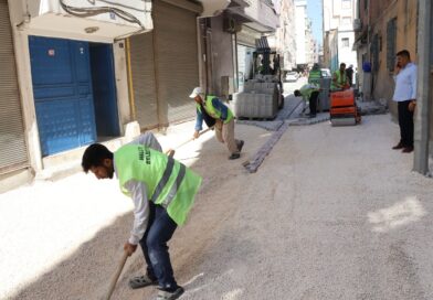 HALİLİYE’DE EKİPLER EŞ ZAMANLI OLARAK SAHADAHaliliye Belediyesi, ilçe genelinde ulaşım konforunu artırmak amacıyla yürüttüğü üstyapı çalışmalarını aralıksız sürdürüyor. HALİLİYE’DE EKİPLER EŞ ZAMANLI OLARAK SAHADAHaliliye Belediyesi, ilçe genelinde ulaşım konforunu artırmak amacıyla yürüttüğü üstyapı çalışmalarını aralıksız sürdürüyor.